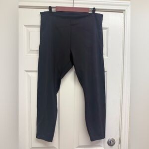 SIZE 16 BLACK LULULEMON LEGGINGS - GENTLY USED